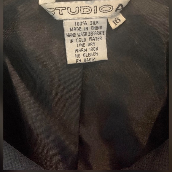 Navy silk jacket/coat top•size 16•very good used - Picture 2 of 3